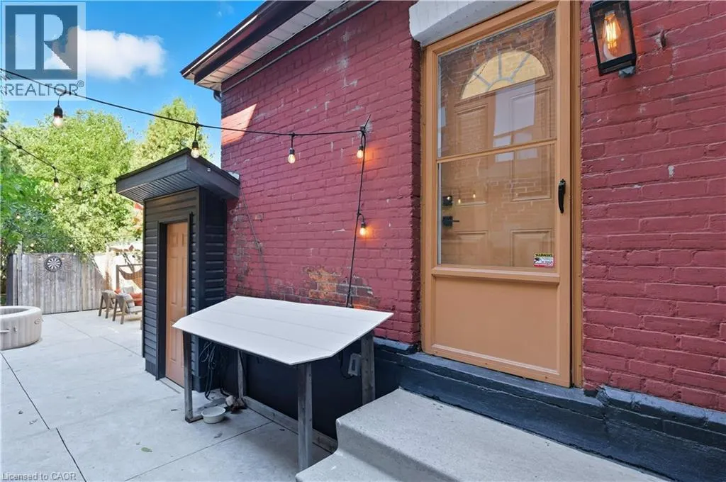 249 BAY Street N