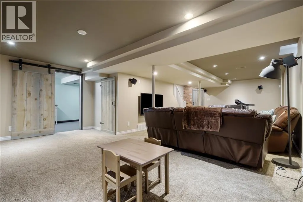 44 GRASSYPLAIN Drive