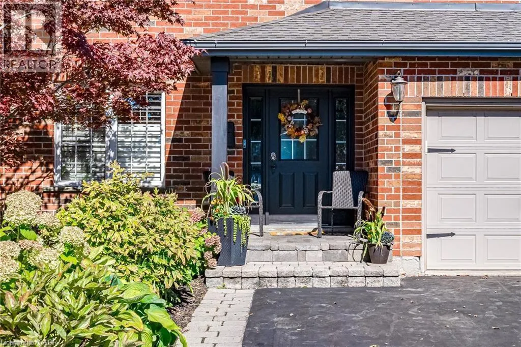 44 GRASSYPLAIN Drive