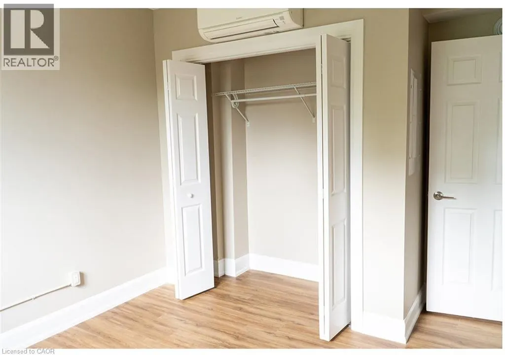 540 KING Street E Unit# D4, #D4