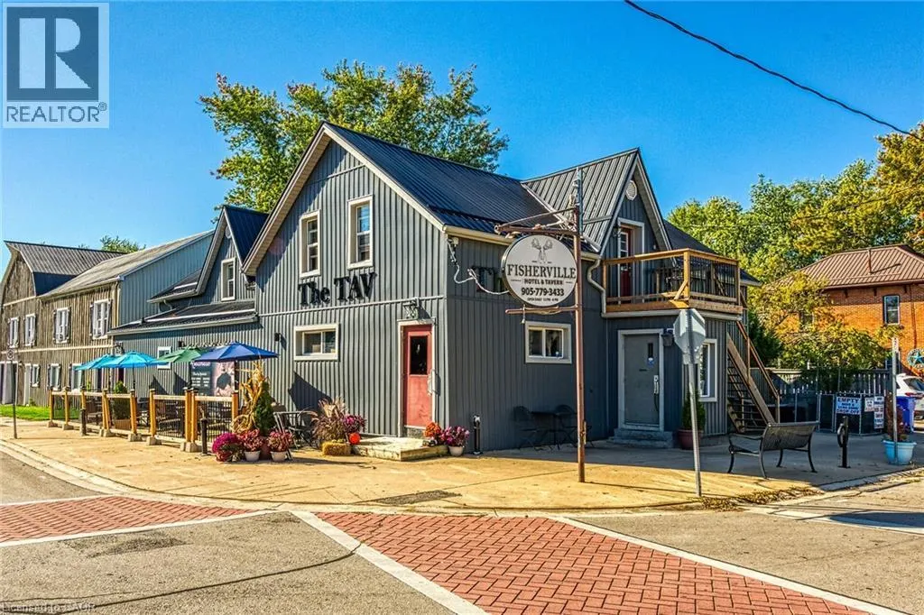 2 ERIE Avenue S