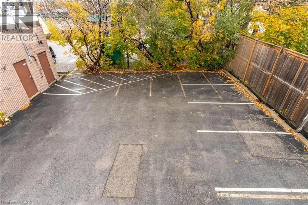 15 EMPRESS Avenue