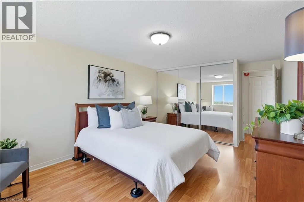 6720 GLEN ERIN Drive Unit# 902, #902