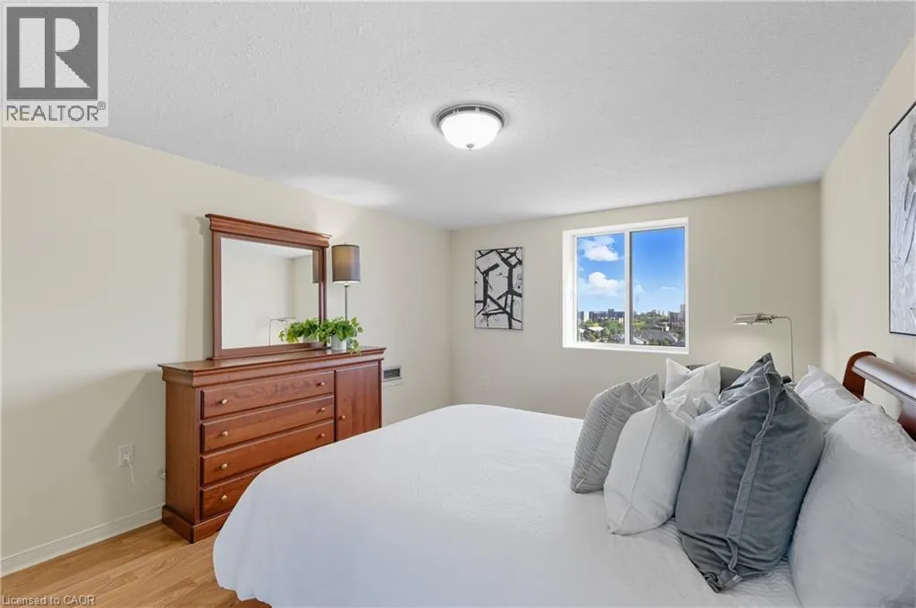 6720 GLEN ERIN Drive Unit# 902, #902