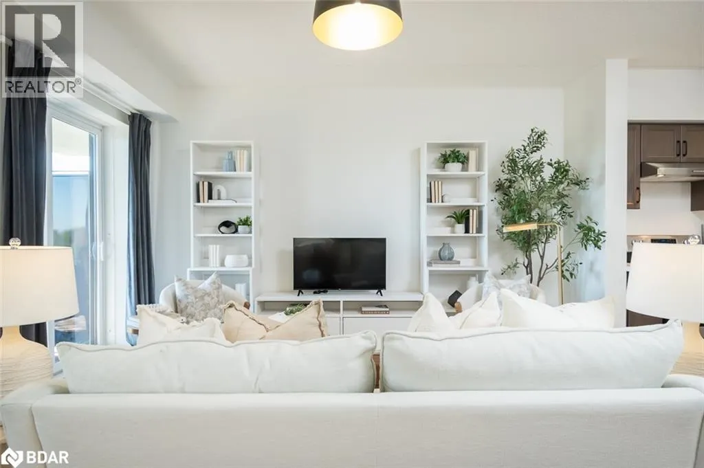 650 SAUVE Street Unit# 302, #302