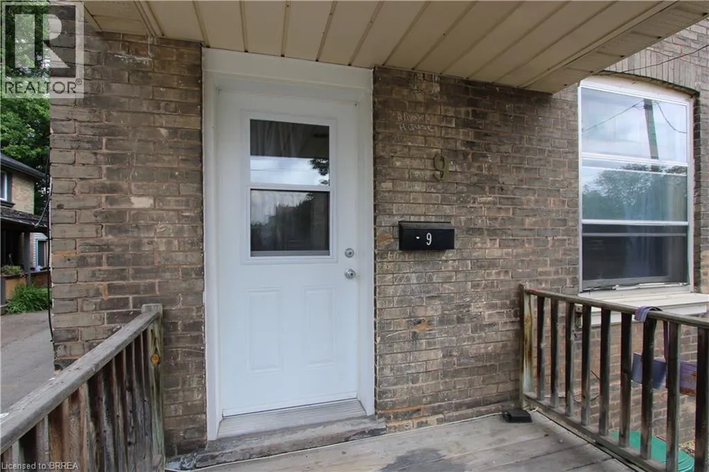 9 FLEET Street Unit# Front, #Front
