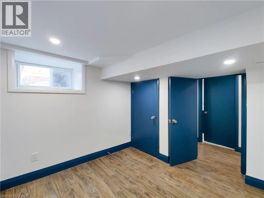 134 ONTARIO Avenue Unit# 3, #3