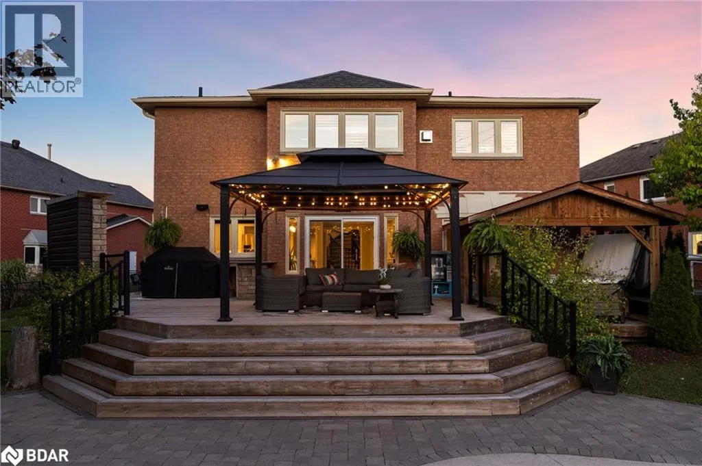 71 CITYVIEW Circle
