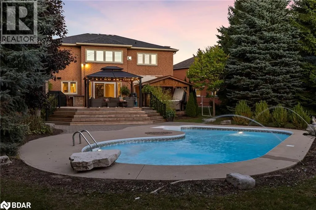 71 CITYVIEW Circle
