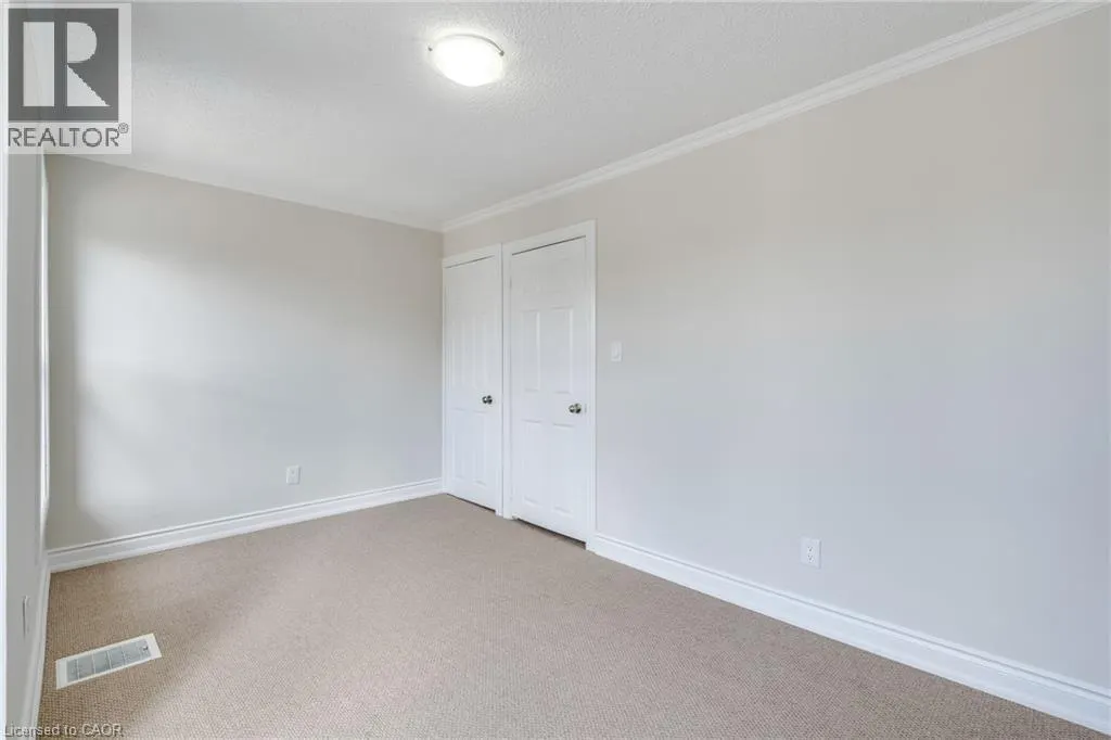 4 GLENDALE Avenue N
