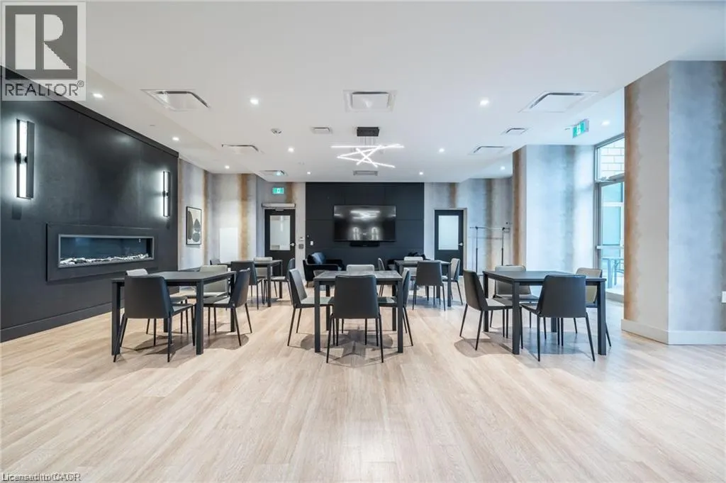 2750 KING Street E Unit# 105, #105