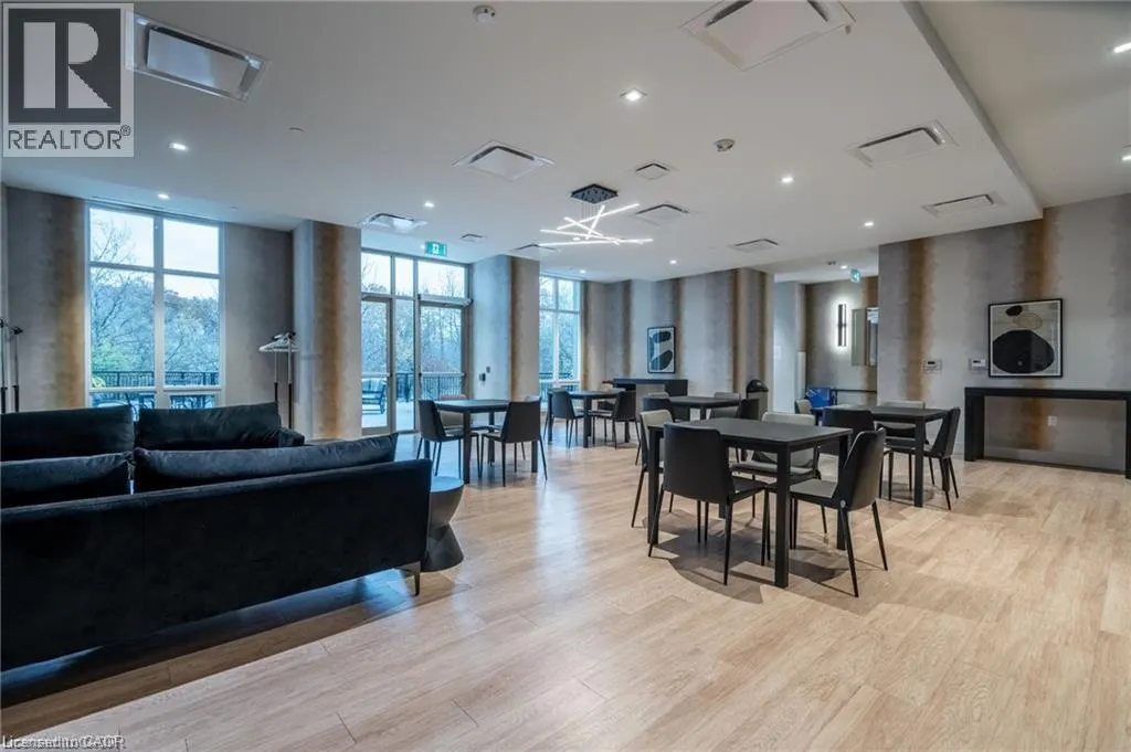 2750 KING Street E Unit# 105, #105