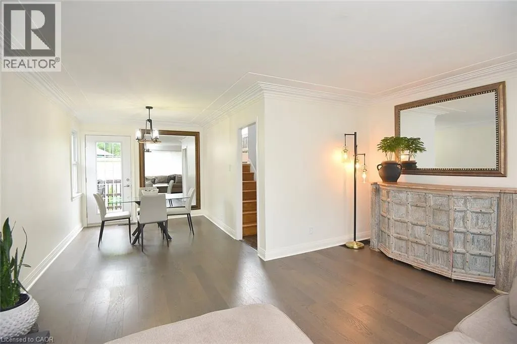 45 DUNKIRK Drive