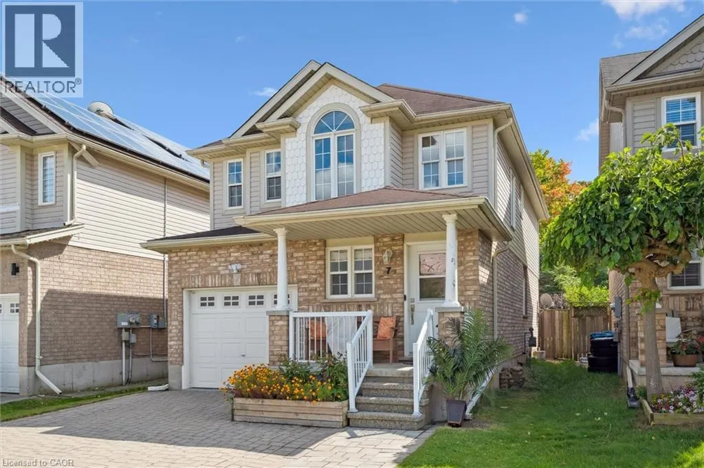 7 MAHOGANY Street
