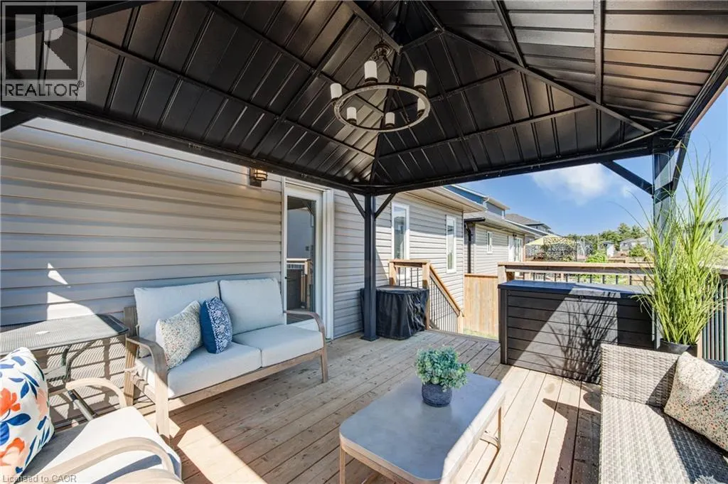 14 REEVES Road
