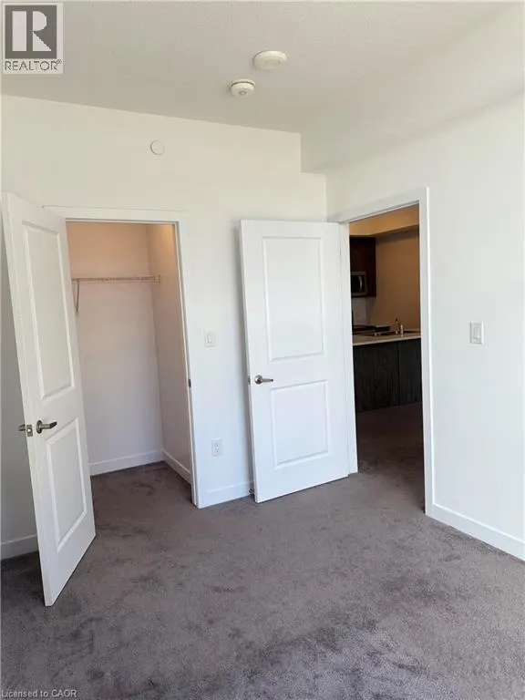 450 DUNDAS Street E Unit# 326, #326