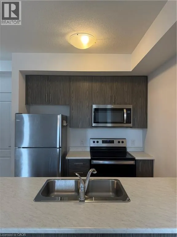 450 DUNDAS Street E Unit# 326, #326
