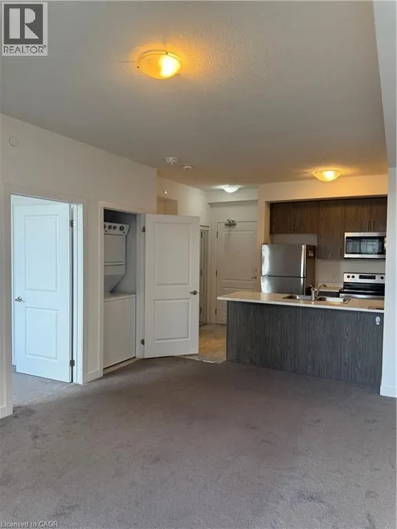 450 DUNDAS Street E Unit# 326, #326