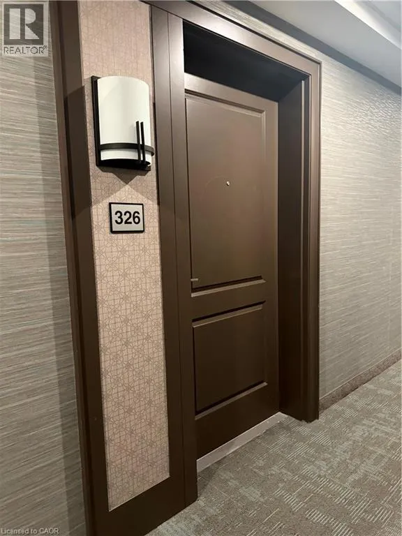 450 DUNDAS Street E Unit# 326, #326