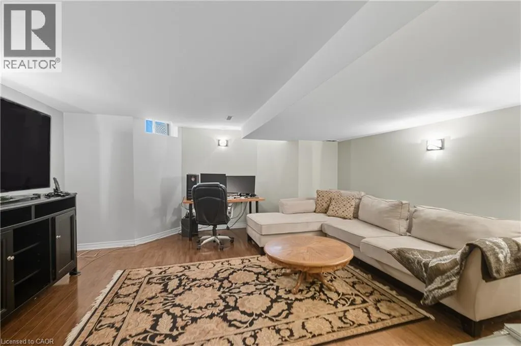 5555 PRINCE WILLIAM Drive Unit# 8, #8