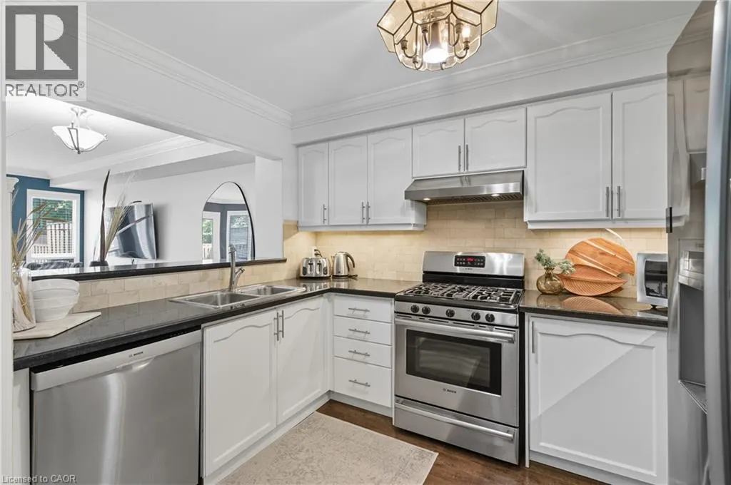 5555 PRINCE WILLIAM Drive Unit# 8, #8
