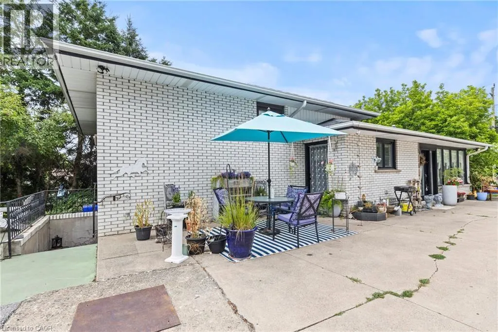 4252 WILLIAM Street