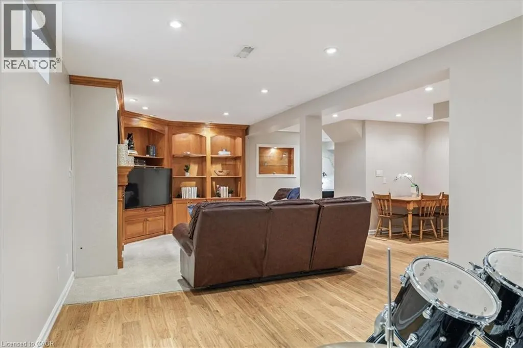1 PARKVISTA Place