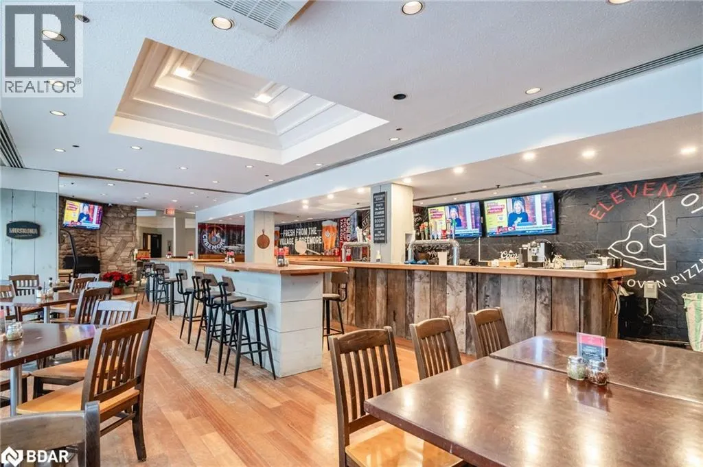 40 HORSESHOE BOULEVARD Boulevard Unit# 207, #207