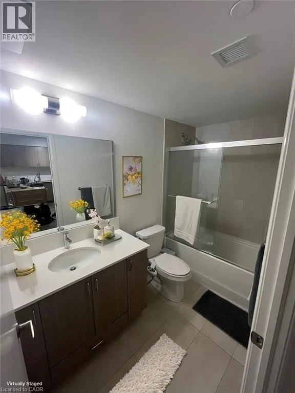 58 LAKESIDE Terrace Unit# 201, #201