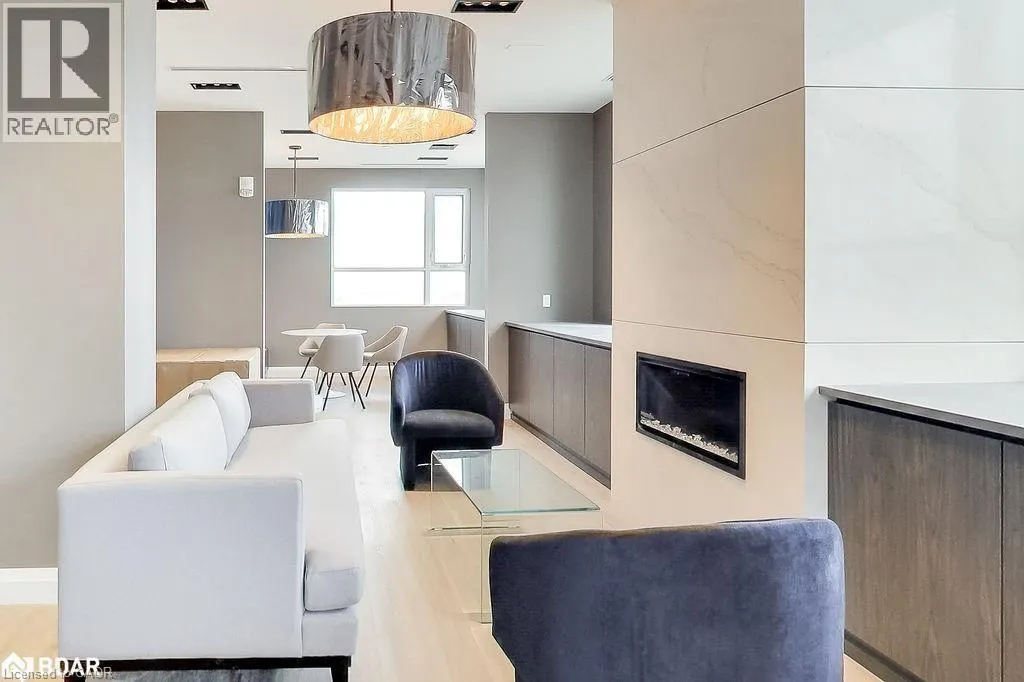 58 LAKESIDE Terrace Unit# 201, #201