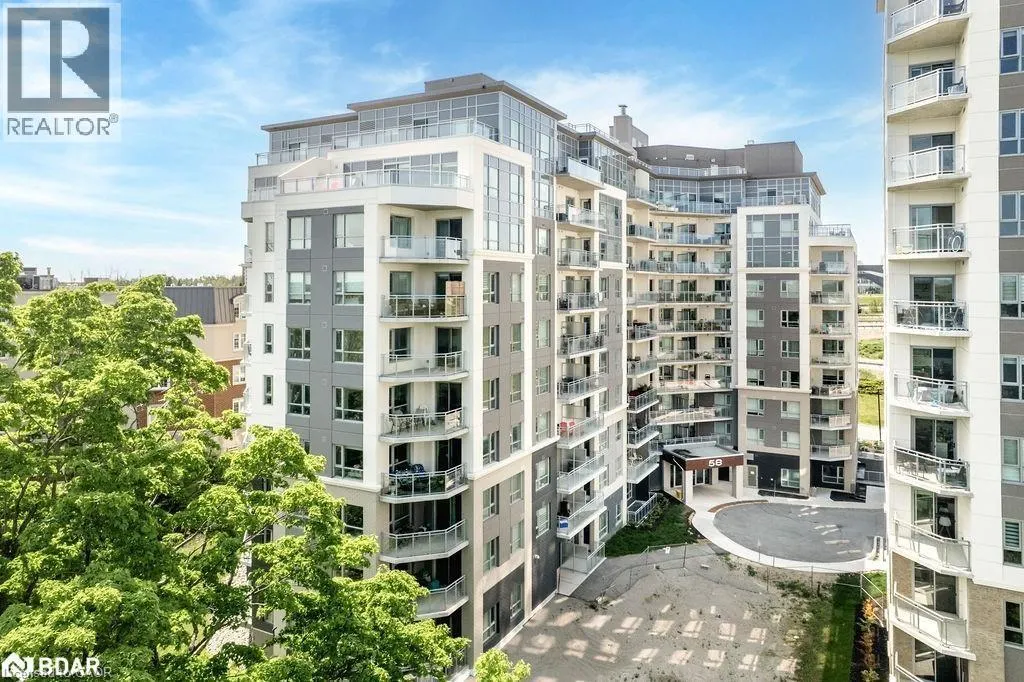 58 LAKESIDE Terrace Unit# 201, #201
