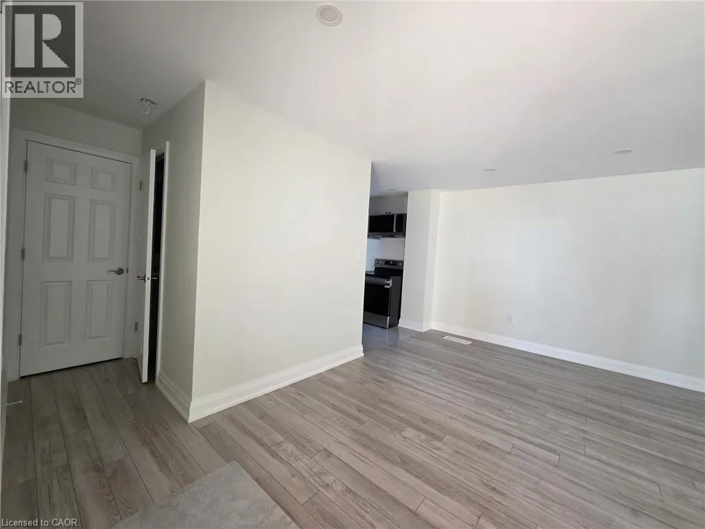 198 VICTORIA Street Unit# B, #B