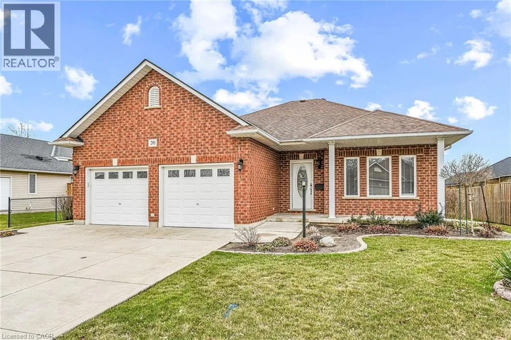 20 OAK Crescent