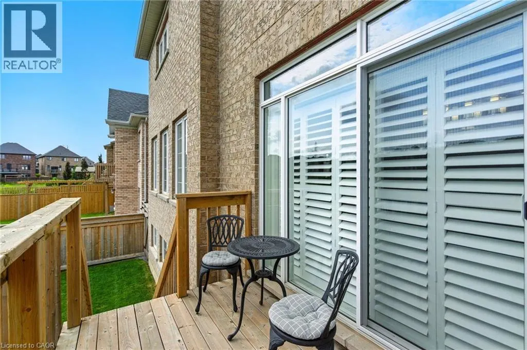 15 ROBARTS Drive