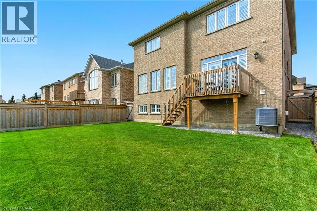 15 ROBARTS Drive