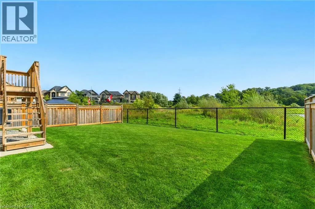 15 ROBARTS Drive