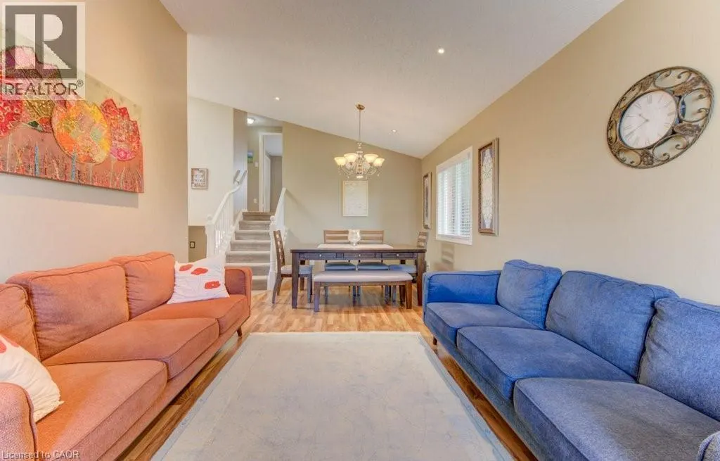 511 THORNDALE Drive
