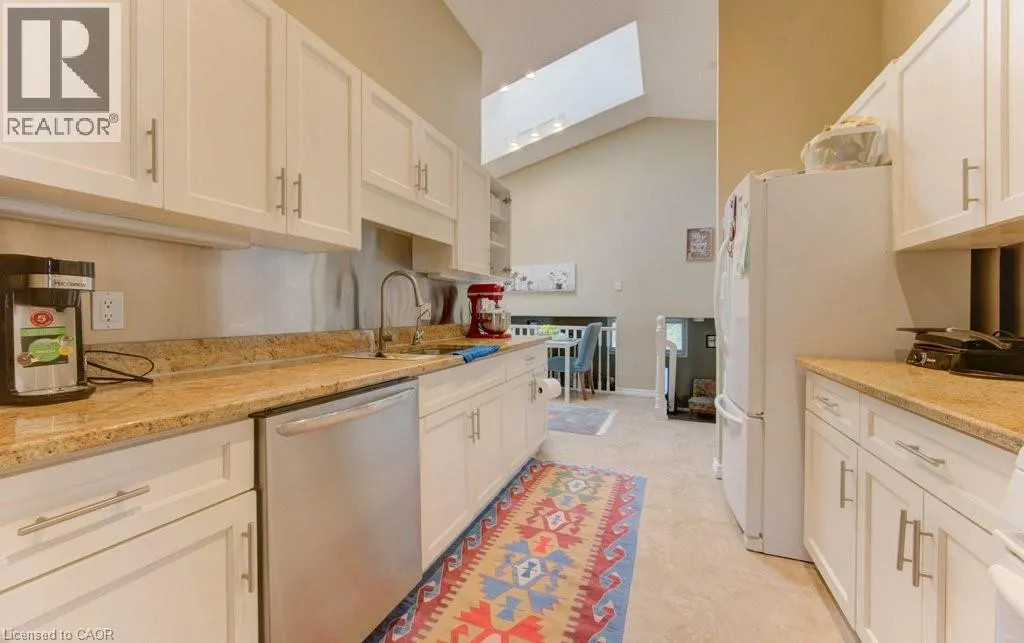 511 THORNDALE Drive