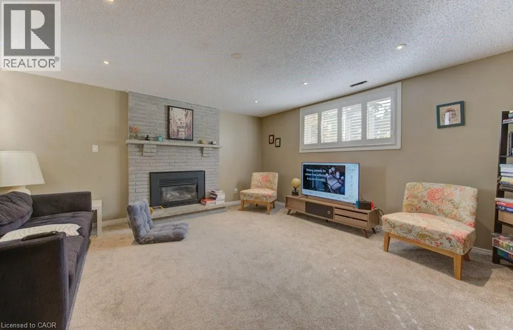 511 THORNDALE Drive