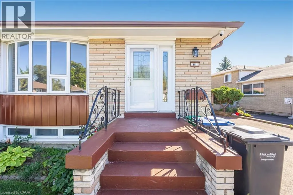 61 AVONDALE Boulevard