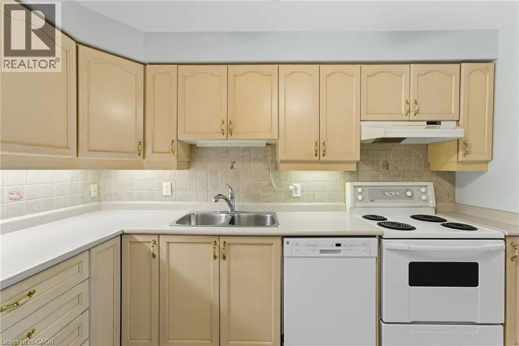 5 OGILVIE Street Unit# 306, #306