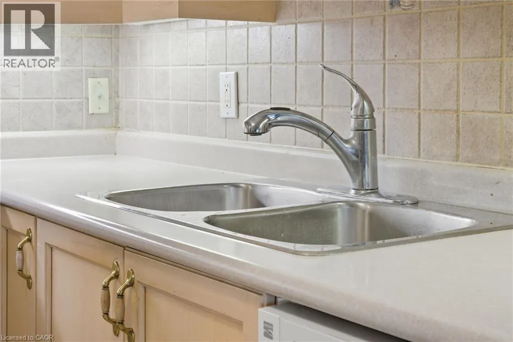 5 OGILVIE Street Unit# 306, #306