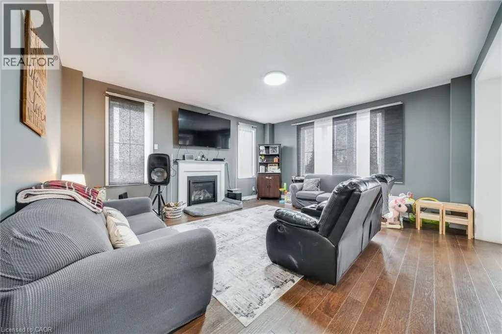2 KENNEDY Boulevard