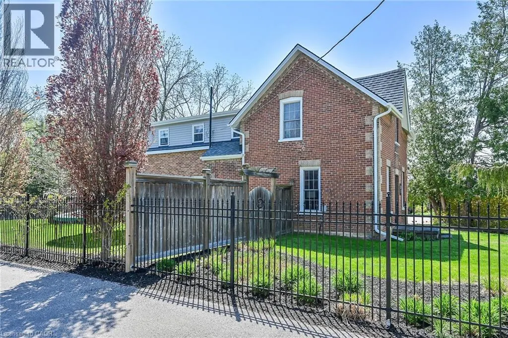 22 TOLHURST Avenue
