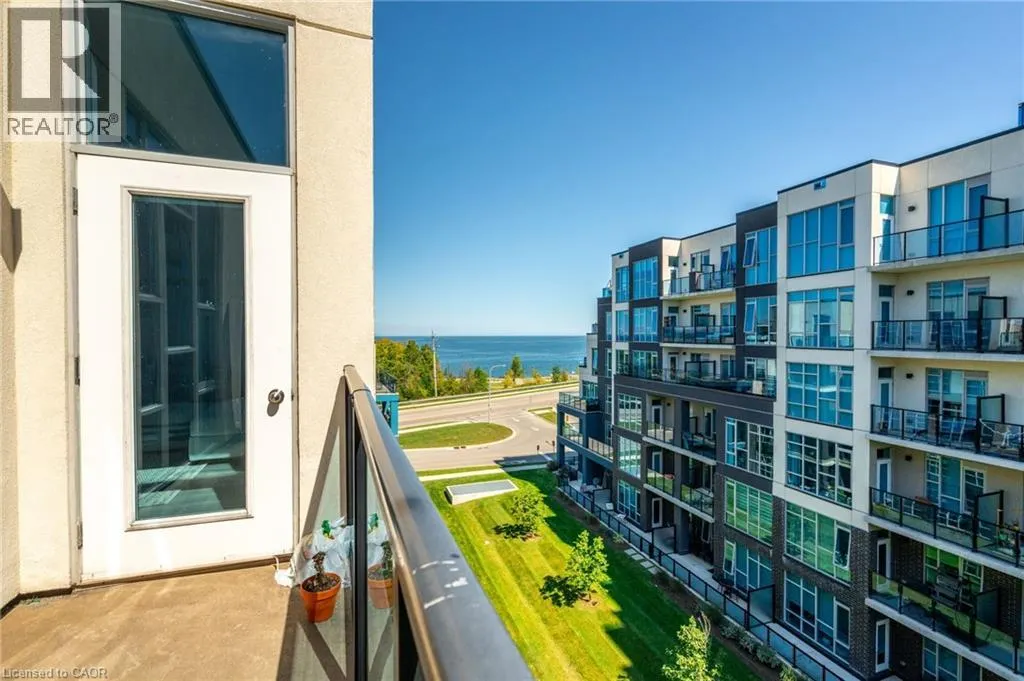 10 CONCORD PLACE Place Unit# 512, #512