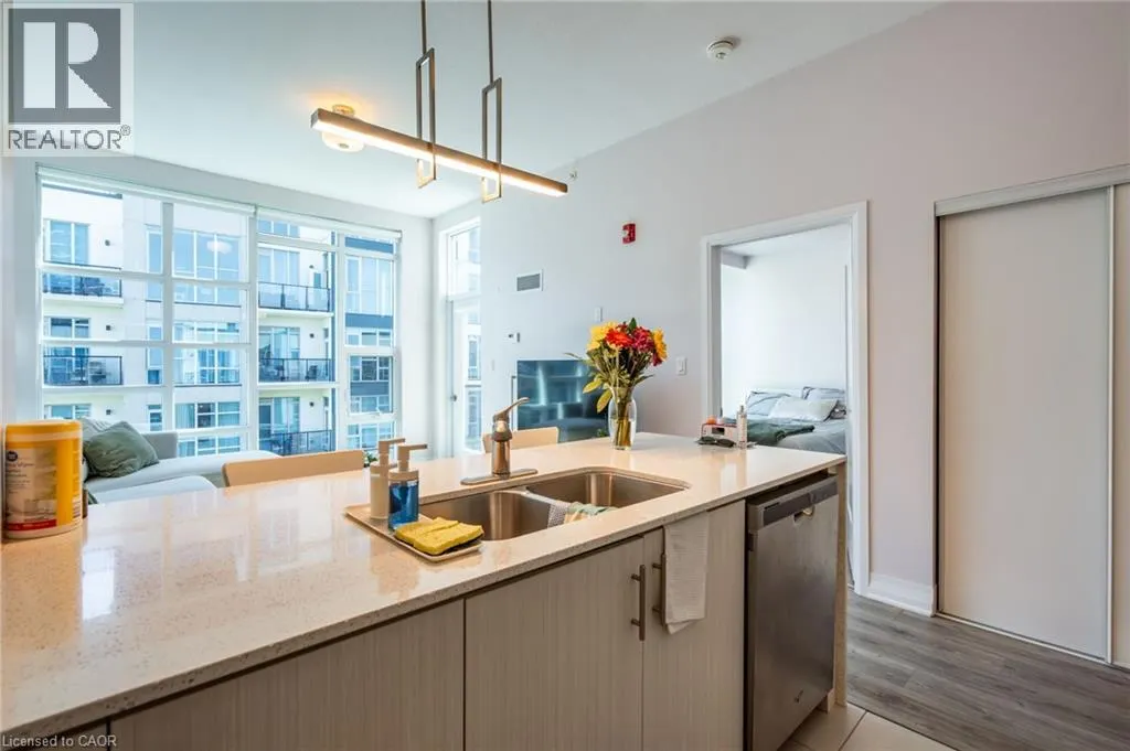 10 CONCORD PLACE Place Unit# 512, #512