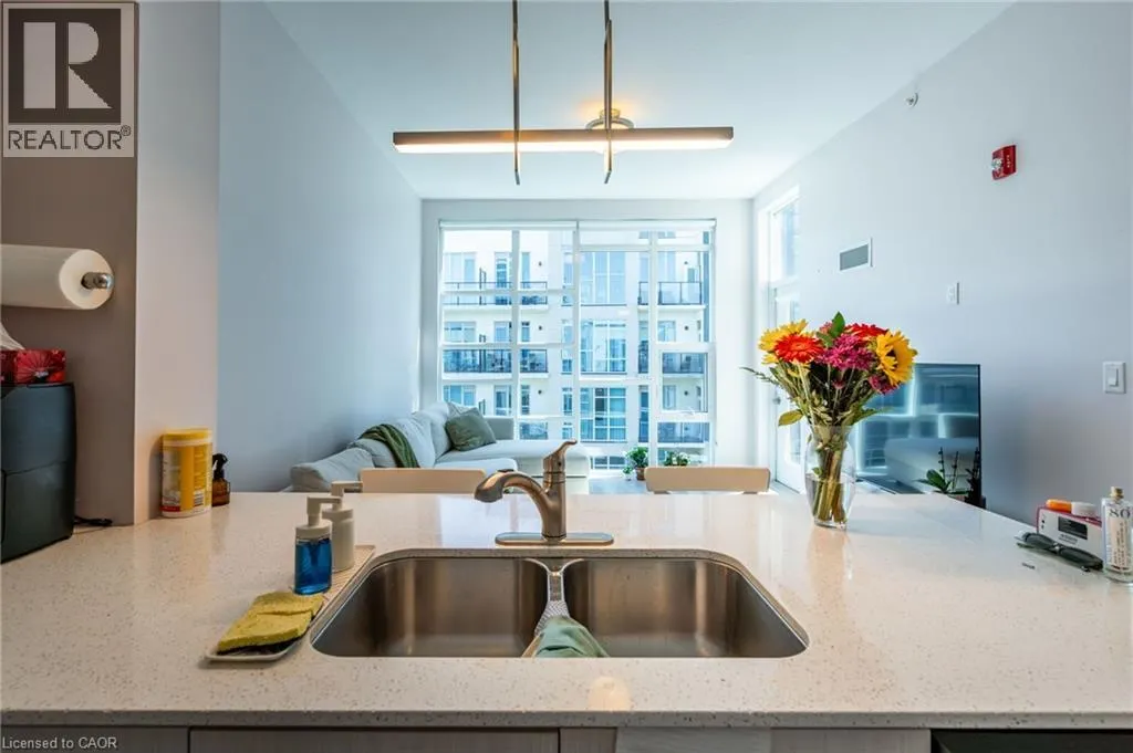 10 CONCORD PLACE Place Unit# 512, #512
