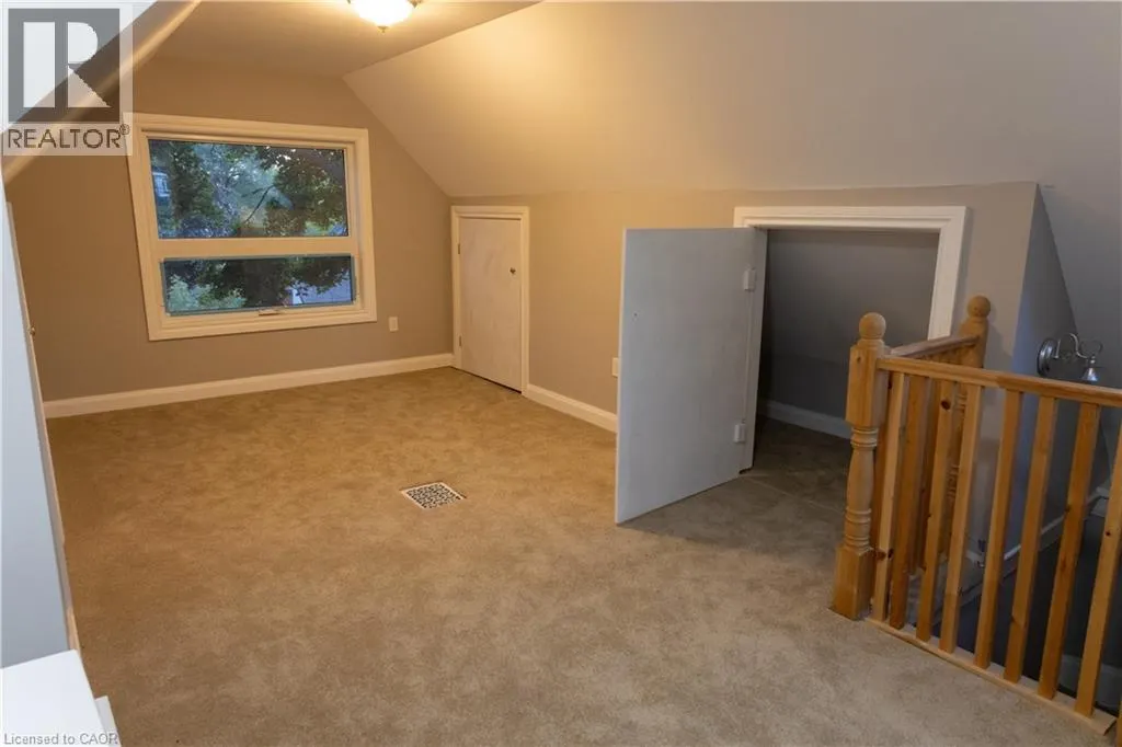 21 SUNSET Avenue