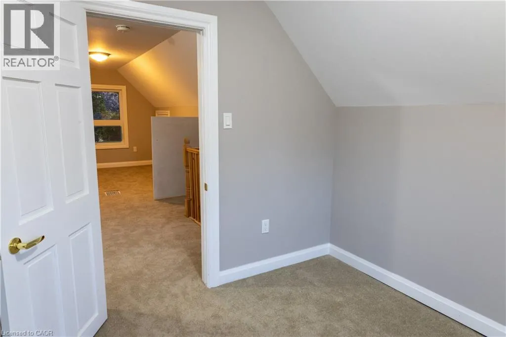 21 SUNSET Avenue
