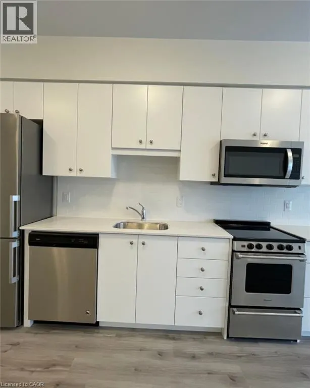 110 FERGUS Avenue Unit# 301, #301